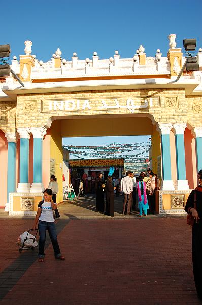 05-Global_Village_015.JPG - (C)Peter Graefling 2008