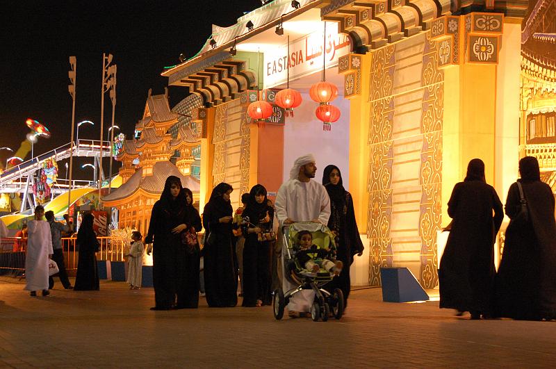 05-Global_Village_046.JPG - (C)Peter Graefling 2008